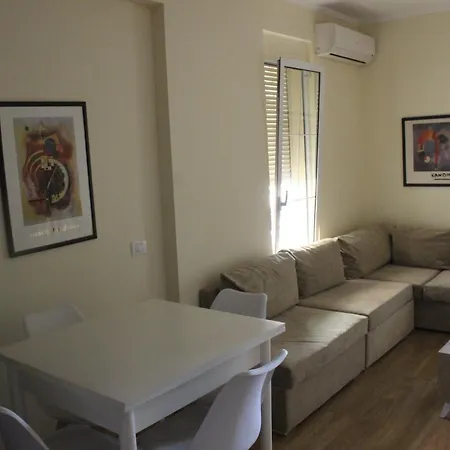 Lavandula Apartment *